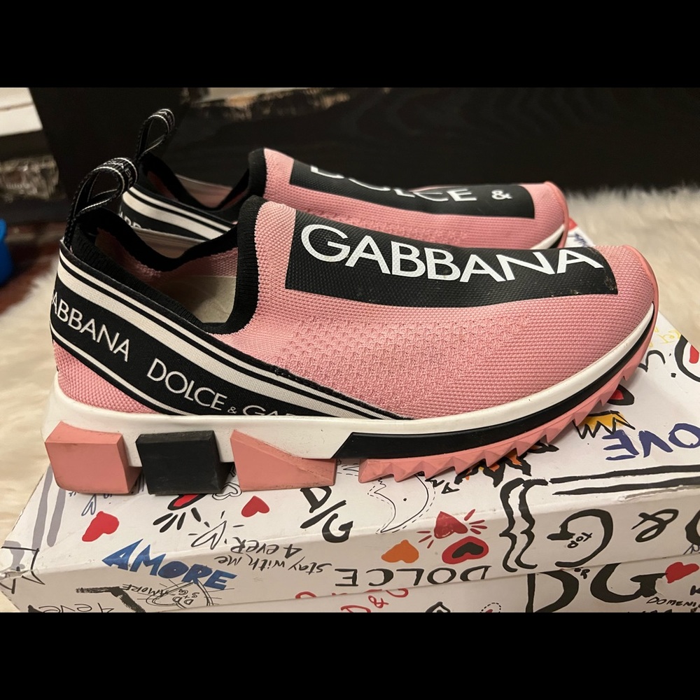 AUTHENTIC Dolce and Gabbana sorrento pink sneakers good condition with box